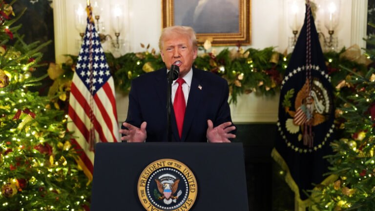 donald-trump,-discurs-in-fata-natiunii:-a-declarat-triumf-in-economie,-l-a-criticat-pe-biden-si-s-a-laudat-ca-a-rezolvat-„opt-razboaie”