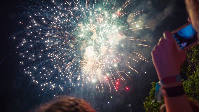 ce-amenzi-risca-persoanele-care-folosesc-petarde-si-artificii-de-sarbatori:-sanctiunile-prevazute-de-lege ce-amenzi-risca-persoanele-care-folosesc-petarde-si-artificii-de-sarbatori:-sanctiunile-prevazute-de-lege