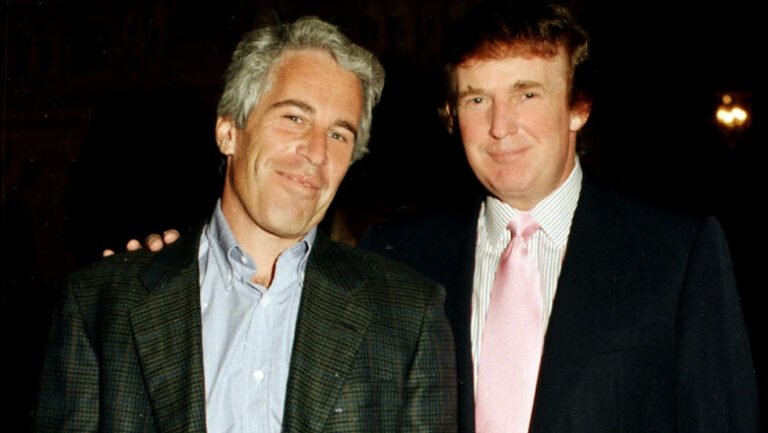 dosarele-epstein:-surpriza-in-ce-il-priveste-pe-donald-trump-si-ce-alt-fost-presedinte-sua-este-mentionat-frecvent