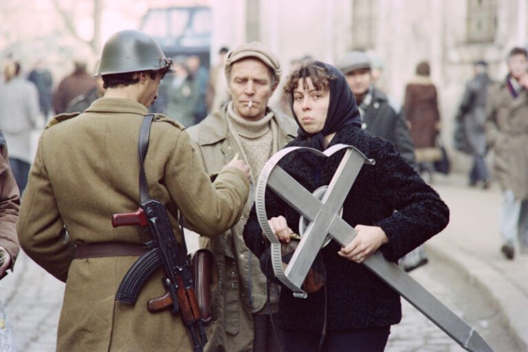 ion-iliescu-si-anturajul-lui-au-confiscat-revolutia-si-au-executat-eficient-o-lovitura-militara,-spune-procurorul-dosarului-revolutiei