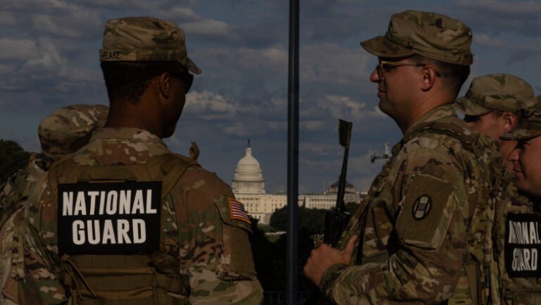 curtea-suprema-a-sua-a-respins-desfasurarea-garzii-nationale-in-zona-chicago:-ar-„pune-si-mai-multa-benzina-pe-foc”