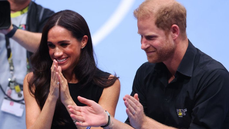 meghan-markle-si-printul-harry-vor-fi-producatori-pentru-netflix-ai-unei-comedii-romantice meghan-markle-si-printul-harry-vor-fi-producatori-pentru-netflix-ai-unei-comedii-romantice