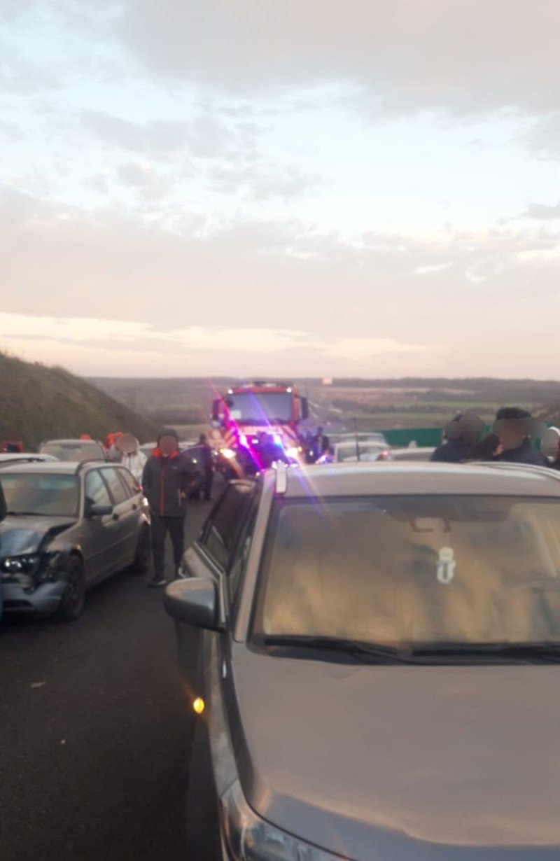 carambol-cu-10-masini-implicate-pe-drumul-expres-craiova-–-pitesti.-a-fost-activat-planul-rosu-de-interventie carambol-cu-10-masini-implicate-pe-drumul-expres-craiova-–-pitesti.-a-fost-activat-planul-rosu-de-interventie