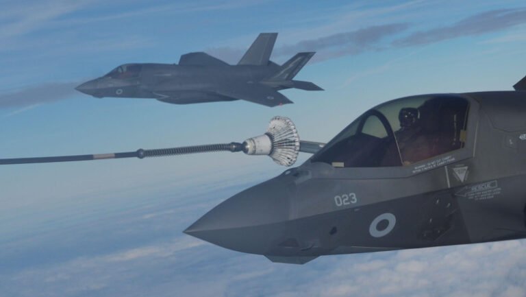 trump-spune-ca-sua-vor-sa-vanda-avioane-de-lupta-f-35-turciei.-israelul-nu-este-de-acord