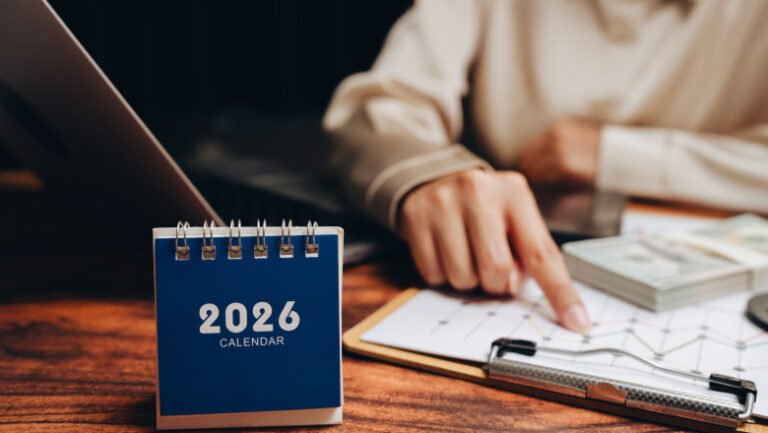 libere-legale-in-2026:-cinci-zile-nelucratoare-in-ianuarie-pentru-angajati.-calendar-complet-al-minivacantelor-pe-tot-parcursul-anului