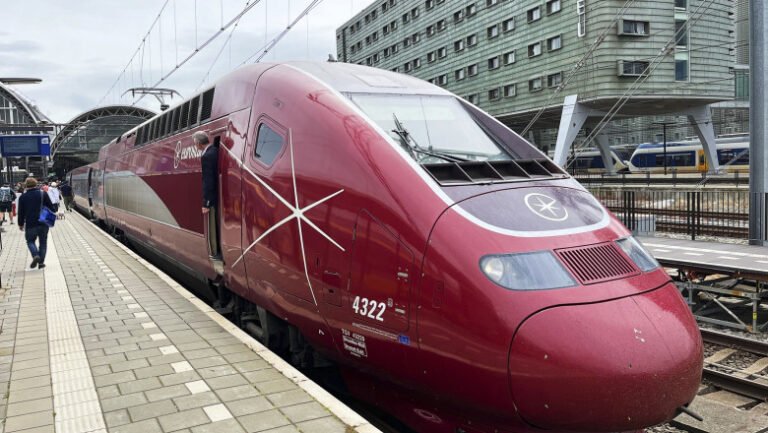 situatie-critica-in-tunelul-de-sub-canalul-manecii.-circulatia-tuturor-trenurilor-eurostar-a-fost-anulata