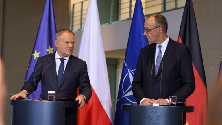 donald-tusk-cere-germaniei-sa-se-grabeasca-in-a-veni-cu-ajutorul-pentru-victimele-din-timpul-ocupatiei-poloniei