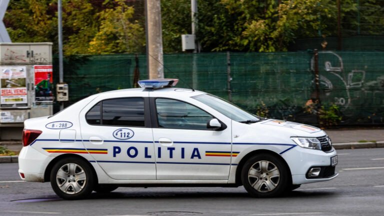 sase-eleve-au-batut-o-colega-din-clasa-a-ix-a-in-teleorman.-scandalul-ar-fi-pornit-de-la-un-baiat