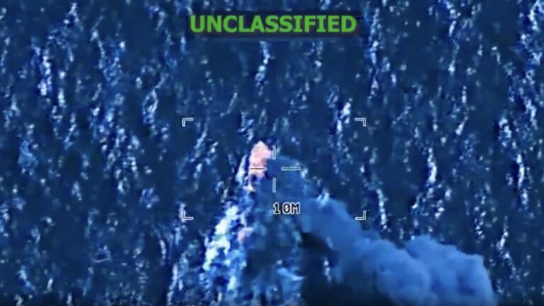 pentagonul-a-anuntat-ca-a-ucis-patru-barbati-intr-un-alt-atac-asupra-unei-ambarcatiuni-in-pacific