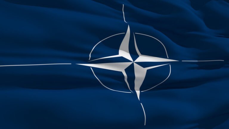 washingtonul-doreste-ca-nato-sa-nu-se-mai-extinda.-ucraina-insista:-„nimeni-nu-ne-poate-abate-de-la-acest-drum”