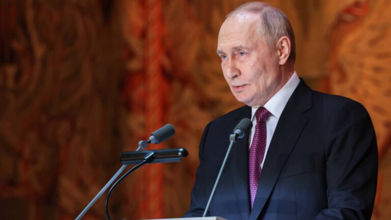 cpi-spune-ca-mandatul-de-arestare-pentru-putin-ramane-in-vigoare,-chiar-daca-un-eventual-acord-de-pace-ii-acorda-amnistie