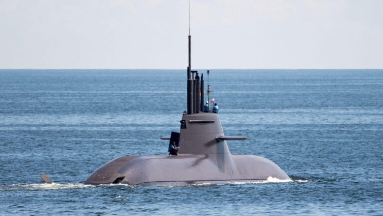 norvegia-comanda-submarine-si-rachete-cu-raza-lunga-de-actiune,-dupa-„intensificarea-activitatii-fortelor-ruse”-in-regiune