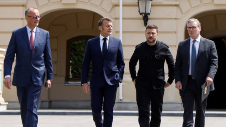 zelenski-se-va-intalni-luni,-la-londra,-cu-starmer,-macron-si-merz