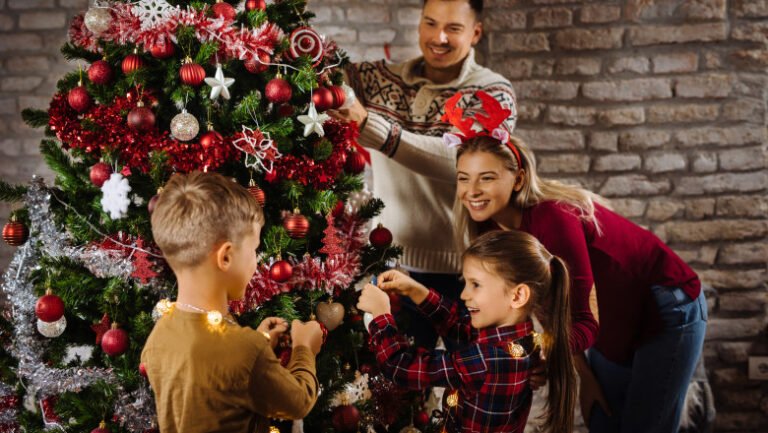 cand-se-impodobeste-bradul-de-craciun.-care-este-semnificatia-ornamentelor-festive