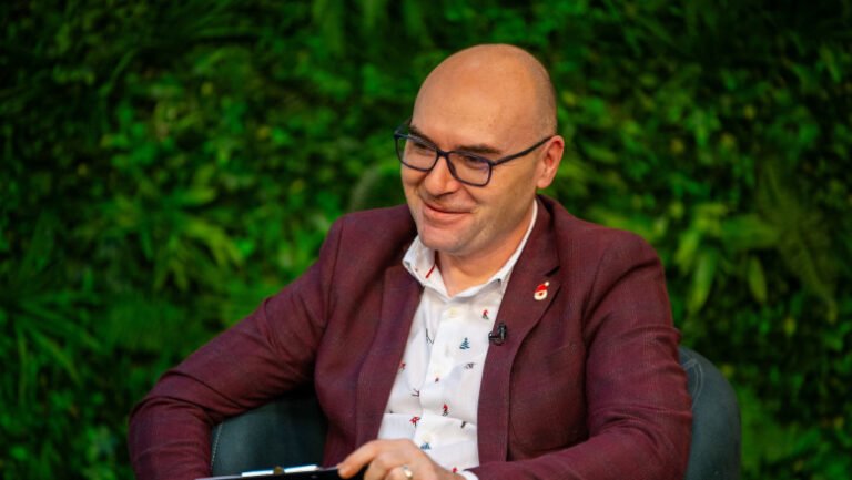 mihai-razvan-moraru,-candidatul-sustinut-de-pnl-si-usr-la-sefia-consiliului-judetean-buzau:-„am-votat-pentru-sperantele-buzoienilor”