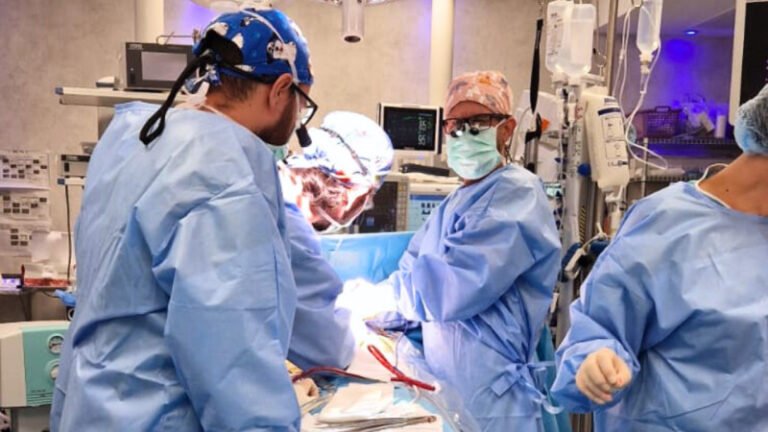 stenoza-aortica,-boala-care-ingreuneaza-respiratia-si-oboseste-inima.-de-ce-nu-trebuie-ignorata?