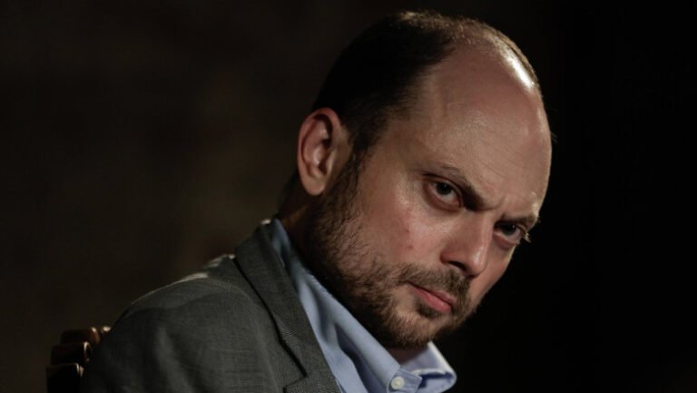 disidentul-rus-kara-murza:-„putin-este-un-criminal.-planul-de-pace-al-lui-trump-pentru-ucraina,-pe-lista-dorintelor-sale-de-craciun”
