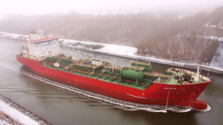 inca-o-nava-sub-pavilionul-turciei-a-fost-lovita-de-o-drona-ruseasca-in-apropierea-coastelor-ucrainei