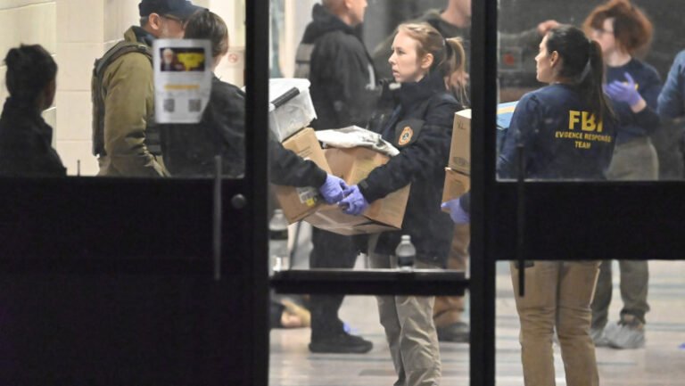 atacul-armat-de-la-universitatea-brown-din-sua:-suspectul-in-varsta-de-24-de-ani-retinut-va-fi-eliberat