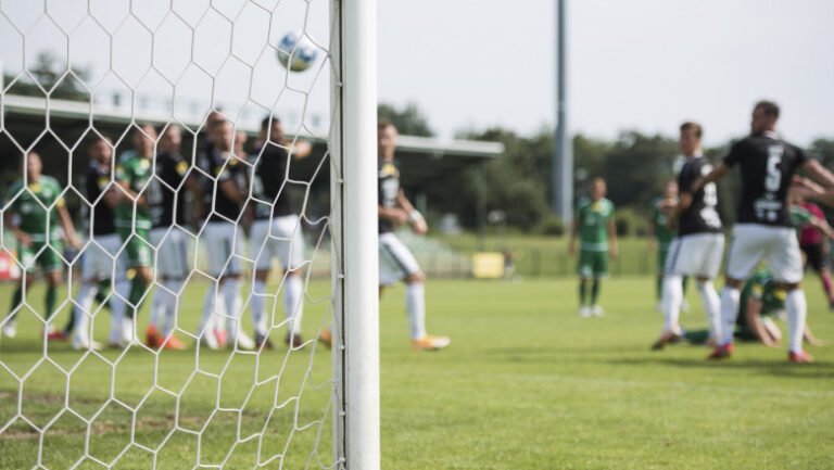 un-oficial-din-fotbalul-german-vrea-interzicerea-tricoului-cu-numarul-88.-care-este-legatura-cu-adolf-hitler