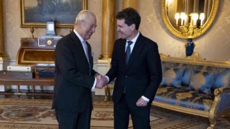 presedintele-nicusor-dan-a-fost-primit-de-regele-charles-la-palatul-buckingham