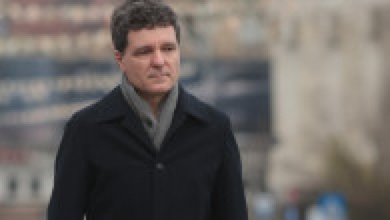 Președintele Nicușor Dan depune o coroană de flori la troița de la Piața Universității în memoria victimelor Revoluției Române din decembrie 1989, în București, 21 decembrie 2025. Foto: Inquam Photos / George Călin | Poza 6 din 6