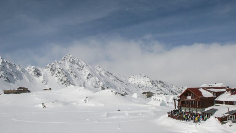 riscul-de-avalansa-in-muntii-fagaras,-ridicat-la-gradul-patru-din-cinci.-avertismentul-meteorologilor