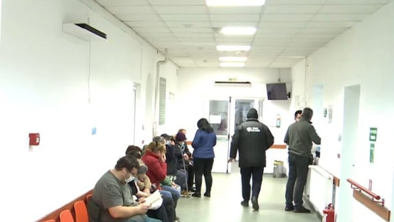 inca-doi-romani-au-murit-din-cauza-gripei-virozele,-in-crestere-cu-peste-20%-fata-de-sezonul-trecut.-avertismentul-medicilor