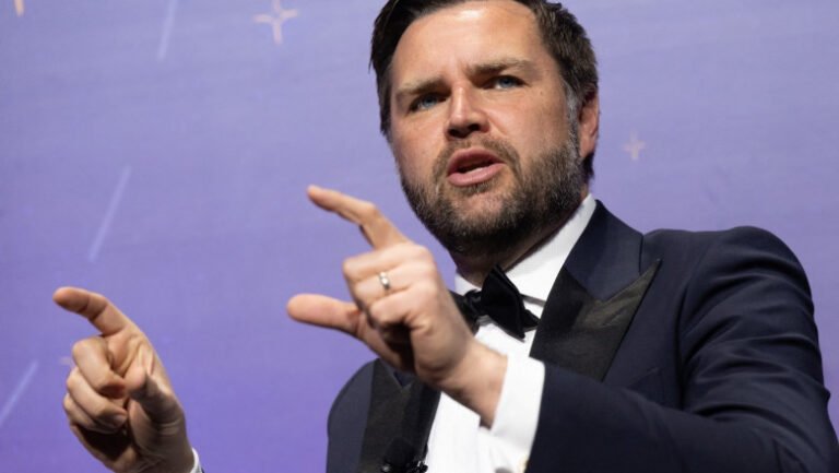 jd-vance-sustine-ca-operatiunea-militara-din-venezuela-si-capturarea-lui-maduro-„ajuta-sua-in-lupta-contra-fentanilului”