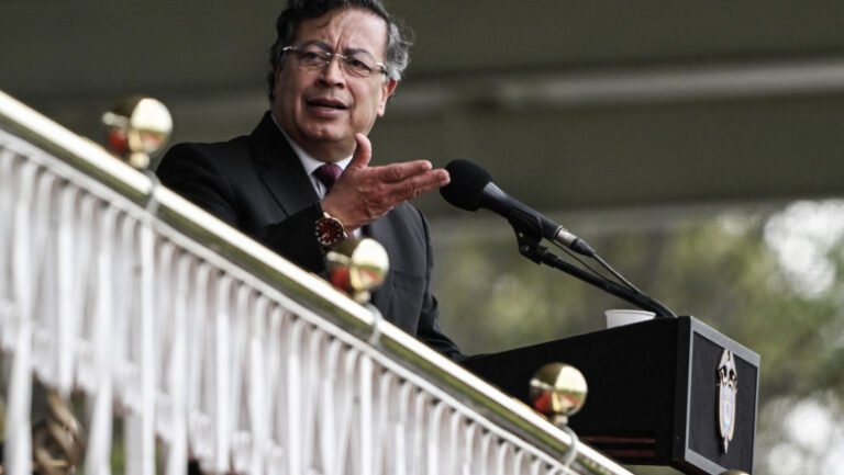 gustavo-petro-il-face-„senil”-pe-donald-trump.-ce-l-a-infuriat-pe-presedintele-columbian