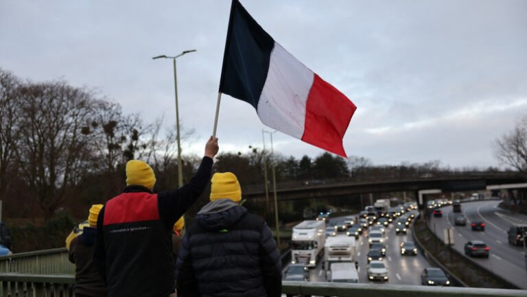 franta-respinge-din-nou-acordul-ue-mercosur-si-cere-norme-stricte-pentru-importuri:-„nu-este-inca-acceptabil”