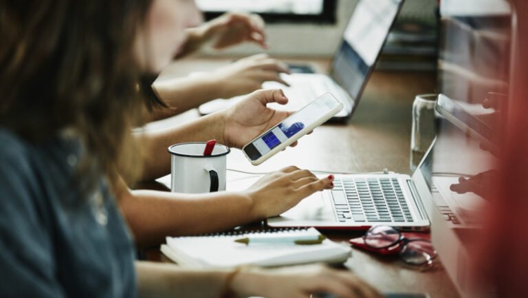 aproape-500000-de-contribuabili-risca-sa-fie-declarati-inactivi-fiscal-din-2026-peste-120.000-au-deja-datorii-la-stat