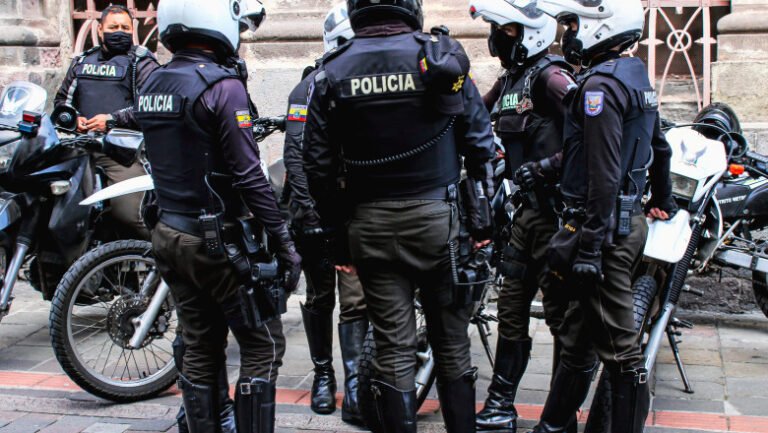 descoperire-macabra-pe-o-plaja-turistica-din-ecuador:-cinci-capete-umane-si-un-mesaj-de-avertizare