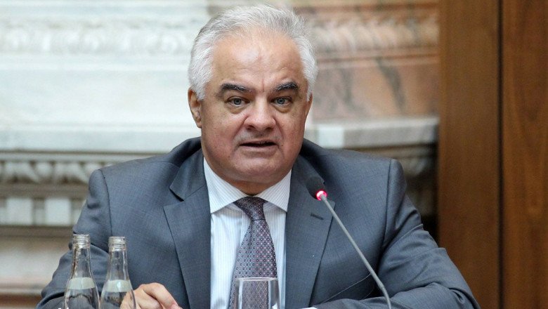 oficial-bnr:-„reducerea-de-10%-in-administratie-nu-e-suficienta”.-marea-problema:-suntem-tot-in-romania-anilor-’60-a-lui-ceausescu oficial-bnr:-„reducerea-de-10%-in-administratie-nu-e-suficienta”.-marea-problema:-suntem-tot-in-romania-anilor-’60-a-lui-ceausescu