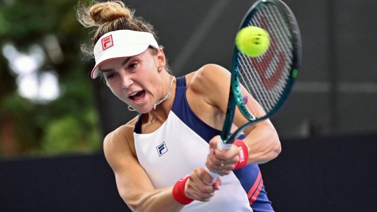 tenis:-jaqueline-cristian-s-a-calificat-in-sferturi-la-adelaide.-mesajul-ei-pentru-fanii-romani-din-tribuna