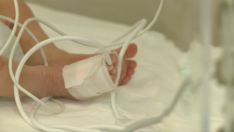 bebelus-mort-la-o-clinica-din-craiova-marturia-tatalui:-„nu-stim-cauza-decesului.-il-resuscitau-de-o-ora-si-nu-ne-a-anuntat-nimeni” bebelus-mort-la-o-clinica-din-craiova-marturia-tatalui:-„nu-stim-cauza-decesului.-il-resuscitau-de-o-ora-si-nu-ne-a-anuntat-nimeni”