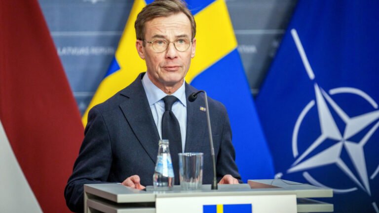 exercitii-militare-in-groenlanda,-dupa-amenintarile-lui-trump.-suedia-trimite-ofiteri-in-regiunea-arctica,-la-cererea-danemarcei