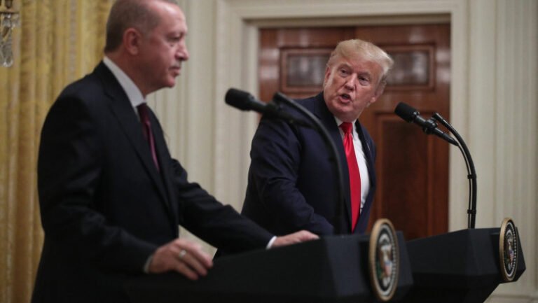 trump-i-a-facut-o-propunere-lui-erdogan-privind-consiliul-de-pace-pentru-fasia-gaza