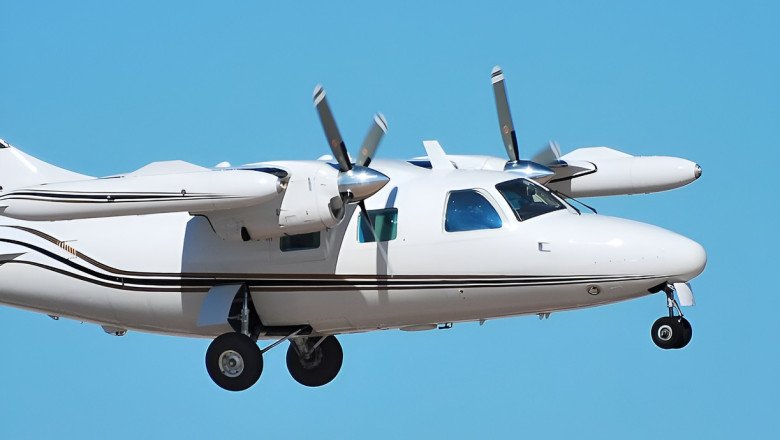 un-avion-atr-a-disparut-de-pe-radar-in-indonezia.-11-persoane-se-aflau-la-bord un-avion-atr-a-disparut-de-pe-radar-in-indonezia.-11-persoane-se-aflau-la-bord