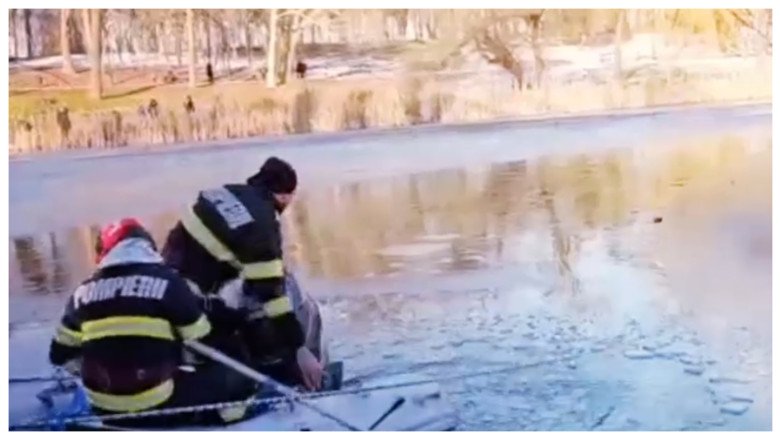 un-nepalez-a-sarit-primul-in-lacul-inghetat,-intr-un-parc-din-craiova,-pentru-a-salva-o-fetita-de-5-ani un-nepalez-a-sarit-primul-in-lacul-inghetat,-intr-un-parc-din-craiova,-pentru-a-salva-o-fetita-de-5-ani