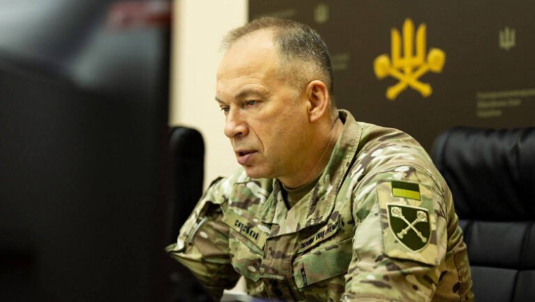 comandantul-armatei-ucrainene-spune-ca-rusia-nu-are-planuri-de-pace:-„observam-o-crestere-a-productiei-de-rachete-si-drone”