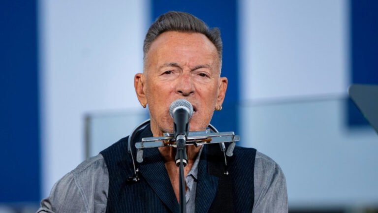 bruce-springsteen-rabufneste-pe-scena-impotriva-lui-trump-si-ice:-„iesiti-dracului-afara-din-minneapolis”