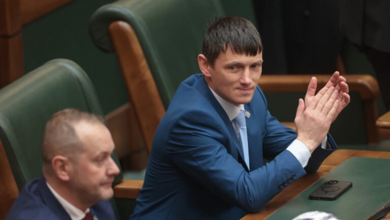 curtea-suprema-a-dat-verdictul-in-cazul-lui-paul-ciprian-pintea,-senatorul-pot-care-si-a-falsificat-cv-ul.-condamnarea-este-definitiva