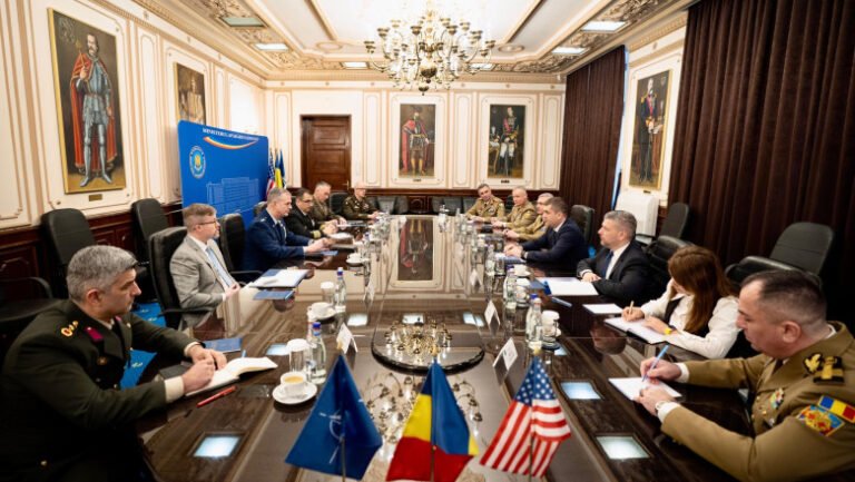 comandantul-suprem-al-fortelor-aliate-nato,-in-vizita-la-bucuresti.-ce-a-discutat-generalul-american-cu-ministrul-apararii