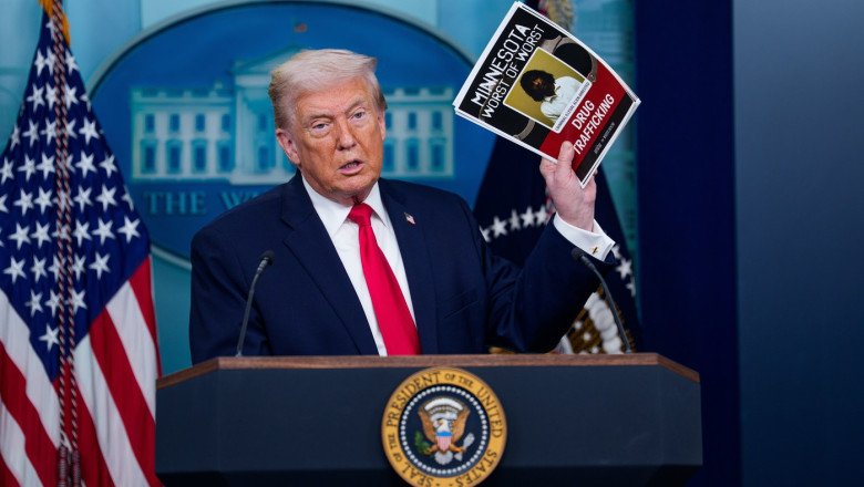 administratia-trump-a-trimis-citatii-guvernatorului-din-minnesota-si-altor-oficiali,-in-contextul-reprimarii-migrantilor-de-catre-ice administratia-trump-a-trimis-citatii-guvernatorului-din-minnesota-si-altor-oficiali,-in-contextul-reprimarii-migrantilor-de-catre-ice