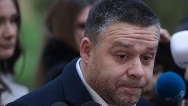 ciprian-ciucu-spune-ca-situatia-financiara-a-primariei-capitalei-este-„jenanta”,-si-anunta-„masuri-nepopulare”:-a-ajuns-cutitul-la-os