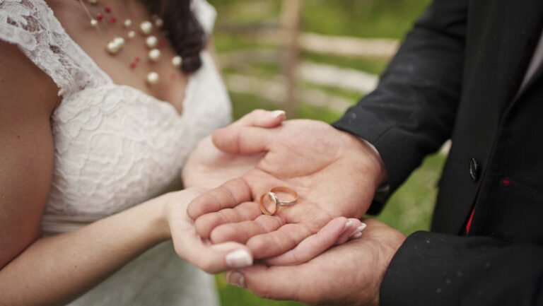 la-doua-din-zece-casatorii-mixte-din-italia,-mireasa-e-romanca.-italiencele,-in-schimb,-prefera-barbati-de-alta-nationalitate