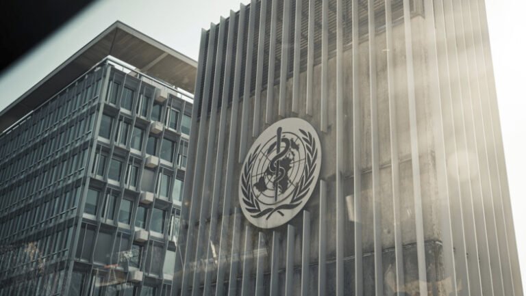 statele-unite-parasesc-oficial-organizatia-mondiala-a-sanatatii.-lasa-in-urma-datorii-de-260-de-milioane-de-dolari