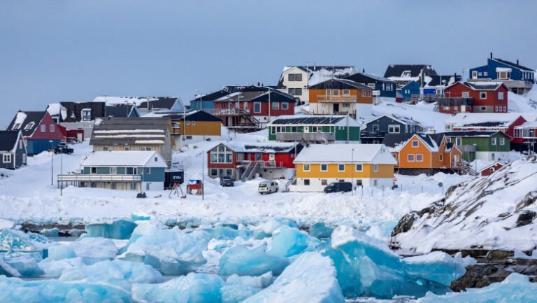 pana-de-curent-in-capitala-groenlandei,-provocata-de-vanturi-puternice
