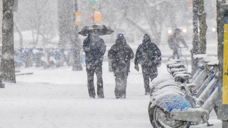 furtuna-din-sua-a-lasat-peste-180000-de-gospodarii-fara-curent-electric.-mii-de-zboruri-anulate furtuna-din-sua-a-lasat-peste-180000-de-gospodarii-fara-curent-electric.-mii-de-zboruri-anulate